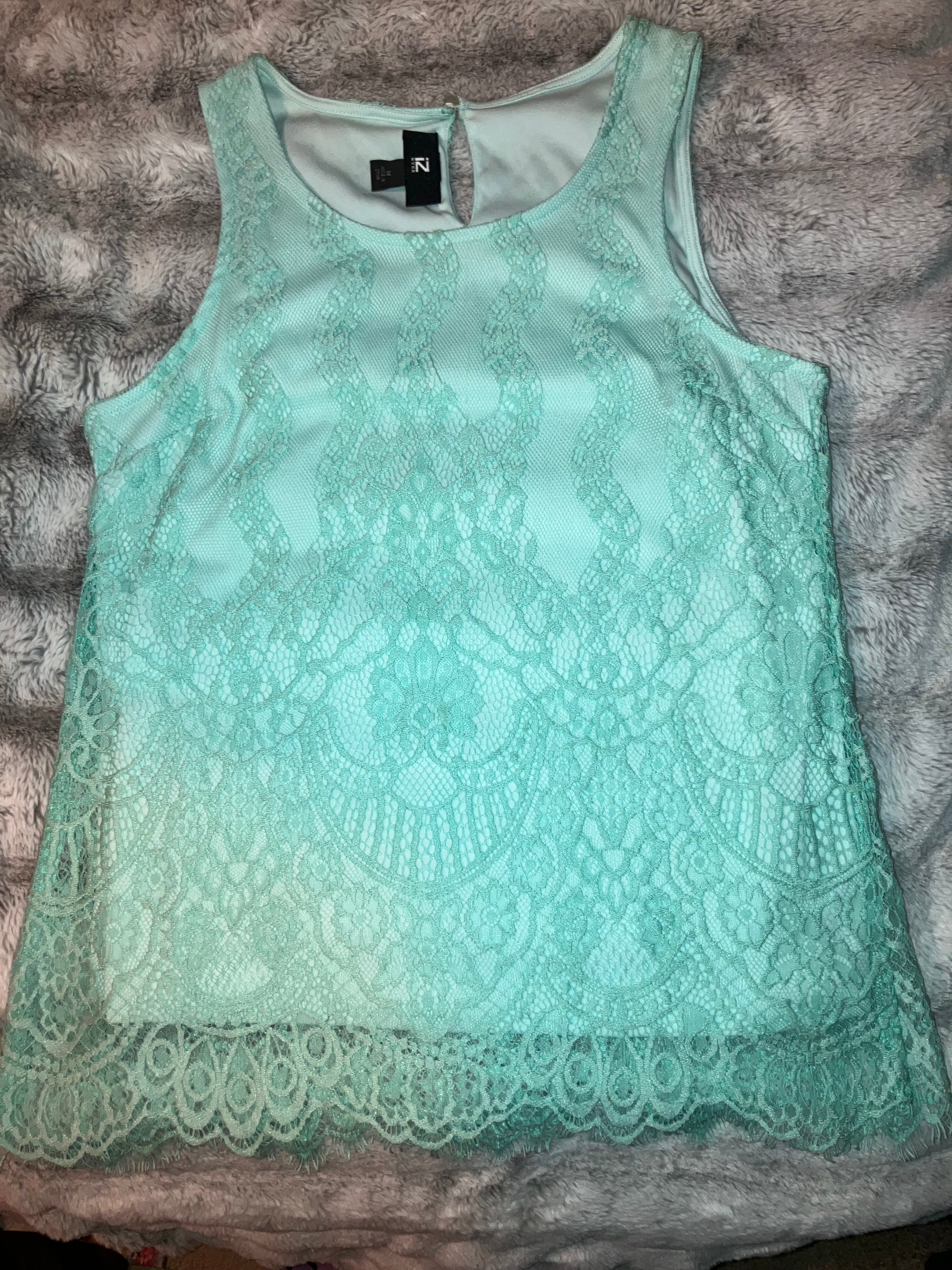 IZ Byer Lace dress shirt